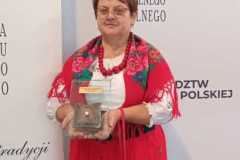 06c6c0f9-5761-4dae-baad-0e456d65cd00