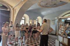 fot.-12
